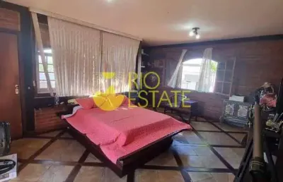 Casa com 3 quartos à venda na Avenida Antônio Marins, Mirante das Agulhas, Resende