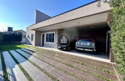 Casa com 3 quartos à venda na Rua Presidente Juscelino Kubitschek de Oliveira, 270, Centro, Palhoça