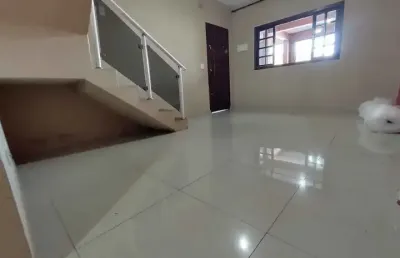 Casa com 3 quartos à venda na Rua Luiz Carlos Ventura, Jardim Mituzi, Taboão da Serra