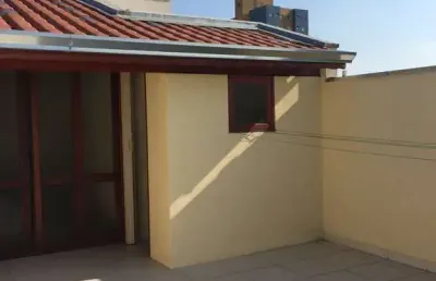 Apartamento de cobertura com 2 quartos, suíte e cobertura