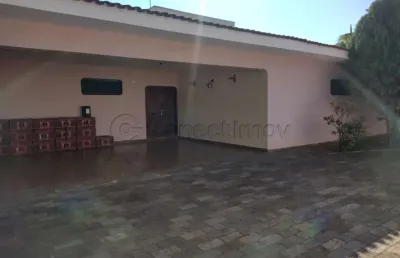 Casa de 750m² com 06 sendo 02 suíte à venda - ribeirânia