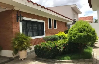 Casa padrão de 232m² com 04 quartos sendo 02 suítes disponível para locação /bairro jardim são luiz, ribeirão preto