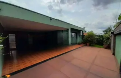Casa padrão de 296m² com 04 quartos sendo 02 suítes disponível para venda e locação - jardim sumaré.
