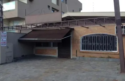 Imóvel comercial de 250m² com 03 banheiros disponível para locação e venda - jardim macedo