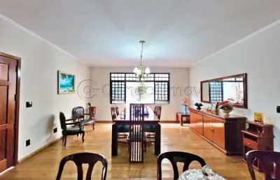 Casa de 320m² com 03 quartos sendo 01 suíte disponível para venda e locação - ribeirânia