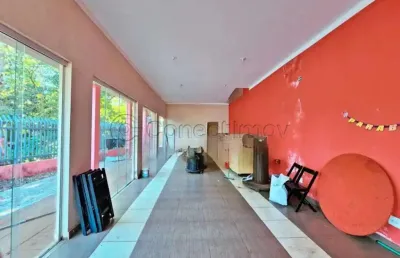 Salão de 200m² com 04 banheiros para locação e venda - nova ribeirânia