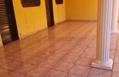 Casa de 281m² com 04 quartos sendo 01 suíte à venda - sumarezinho