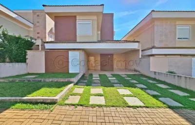 Casa sobrado de 173m² com 03 suíte à venda - vila do golf