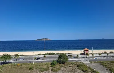 Cobertura linear de luxo no edifício nirvana – piratininga – primeira locação – frente mar