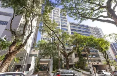 Lindo conjunto comercial, localizado na região da avenida paulista