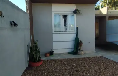 Casa a venda uvaranas - excelente oportunidade - casa com 52 m² - sendo 2 quartos aconchegantes