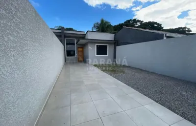 ⚜belíssima casa com 3 quartos, em um amplo terreno com área de lazer perfeita