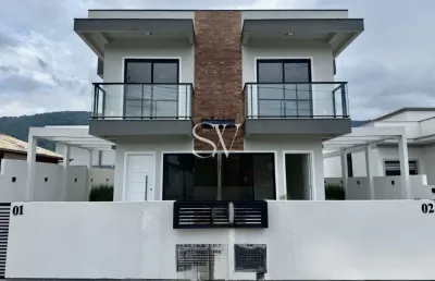 Casa sobrado a venda com 02 dormitórios sendo 02 suítes em forquilhas/ são josé, sc