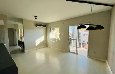 Apartamento padrão a venda com 03 dormitórios sendo 01 suíte em capoeiras/ florianópolis, sc