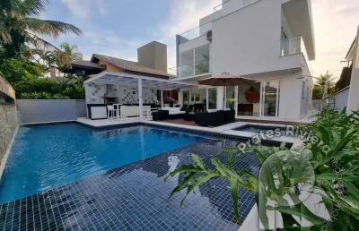 Casa à venda no bairro condominio hanga roa - bertioga/sp