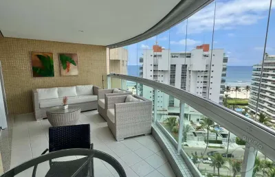 Apartamento com vista para o mar e a 50 metros da pra da riviera.