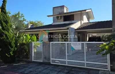 Casa à venda no bairro jardim panoramico - garopaba/sc