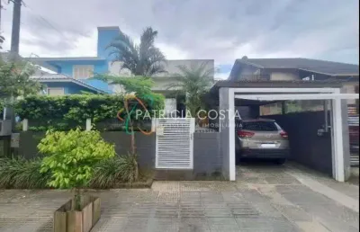Bela casa de alvenaria no bairro ambrósio-garopaba/sc