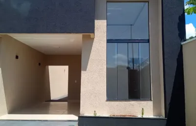 Casa com 3 quartos à venda na Rua Serra Dourada, 08, Parque Hayala, Aparecida de Goiânia