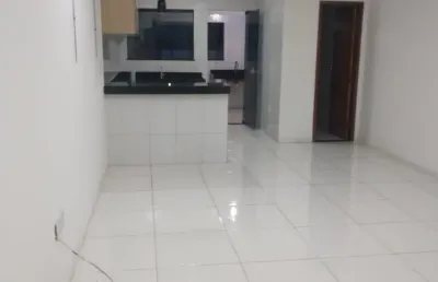 Duplex com 2 suítes – conforto, garagem e excelente localização!