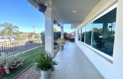 Casa semi mobiliada à venda em estância velha, sol nascente - 296m²
