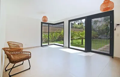 Casa com 357 m², 4 quartos sendo 4 suítes à venda no bairro alto de pinheiros.