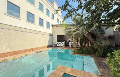 Casa com 353 m², 4 quartos sendo 2 suítes à venda no bairro boaçava.
