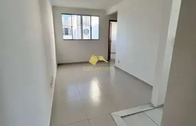 Apartamento à venda com 2 quartos, 1 banheiro e 43m²