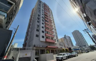 Apartamento no kobrasol 2 dorm, frente rua, elevador e vaga de garagem.