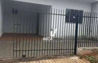 Casa com 2 quartos para alugar na Rua Girassol, 490, Jardim Guadiana, Mandaguaçu