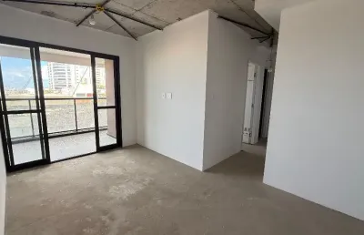 Apartamento à venda - 2/4 com suíte, varanda gourmet e 1 vaga de garagem - localização privilegiada em pituaçu