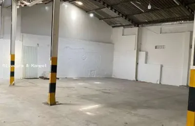 Barracão / Galpão / Depósito para alugar no IAPI, Salvador 