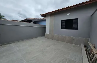 Casa para venda em mongaguá, florida, 3 dormitórios, 2 banheiros, 2 vagas