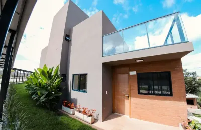 Vendo belíssima casa no condomínio reserva alteza | alteza condo resort – bananeiras/pb.