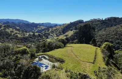 Terreno com vista cinematográfica em invernadinha rancho queimado, 1.5 hectares