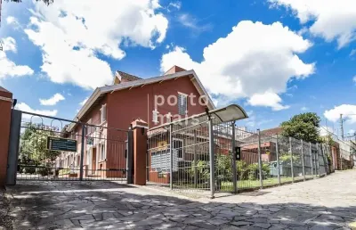 Casa em condomínio fechado com 3 quartos à venda na avenida arnaldo bohrer, 184, teresópolis, porto alegre por r$ 575.000
