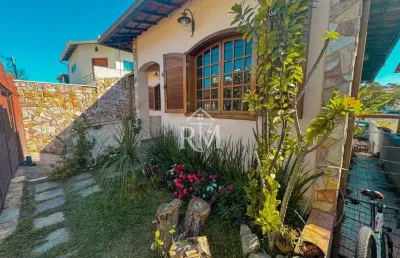Casa com 3 quartos e 3 banheiros à venda, 256 m² no santa amélia - belo horizonte - mg