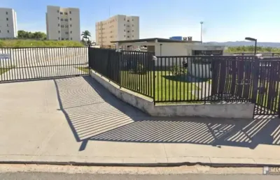 Apto para venda e locação próximo ao blue beach antigo tênis clube, residencial caminho do sol, com elevador. 1dorm com possibilidade para 2 tem estrutura na sala, cozinha, sala, banheiro e 1 vaga, ag