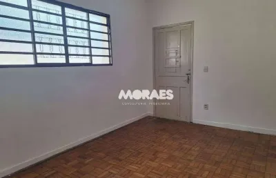 Casa de esquina com 3 dormitórios para alugar, 110 m² por r$ 2.500/mês - vila cardia - bauru/sp