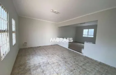 Casa com 3 quartos para alugar, 242 m² por r$ 3.500/mês - jardim américa - bauru/sp