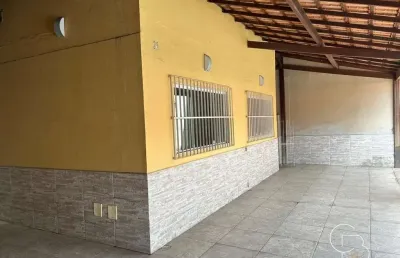 Casa com 3 quartos sendo uma suíte, área da casa 110m2... ilha dos bentos vila velha es...