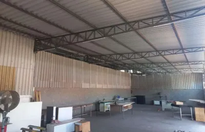 Galpão para alugar, 800 m² por r$ 8.000,00/mês - zona industrial - iperó/sp