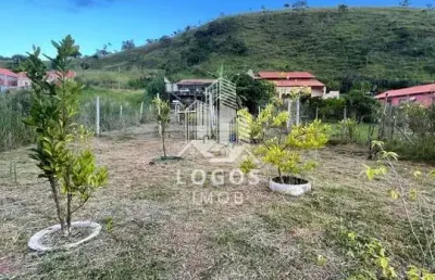 Granja com pomar,piscina e açude enfrente a cachoeira do menezes na cidade de chácara - mg.