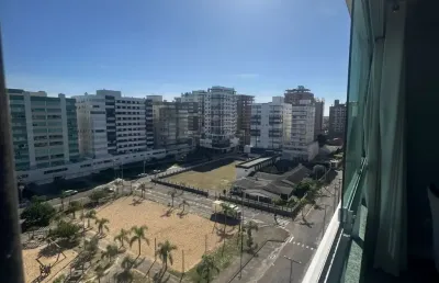 Apartamento exclusivo próximo ao mar na zona nova com vista definitiva para a praça!