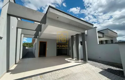 Casa espaçosa com garagem multifuncional no bairro benedito