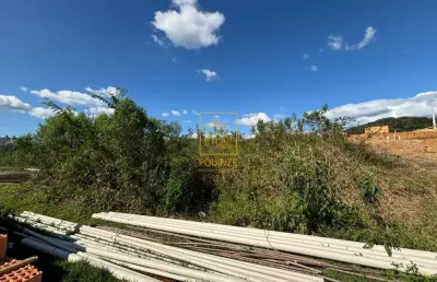 Terreno em loteamento livre de enchentes e próximo à br