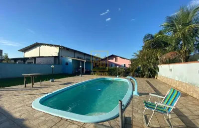 Casa com piscina no bairro cruzeiro em rio dos cedros