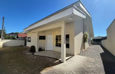 Ampla casa no bairro das nações com suíte e hidromassagem