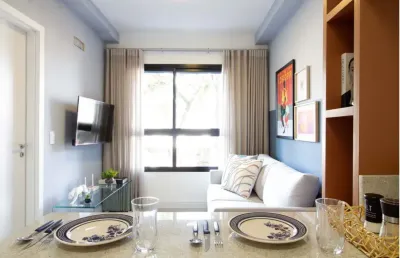 Moderno apartamento de 1 quarto no centro de curitiba