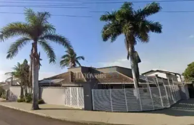 Casa com 3 quartos à venda na Rua Manoel Teixeira de Souza, 160, Jardim das Mansões, Cambé